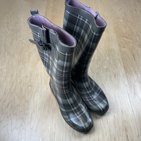 Capelli New York Women’s Rain Boots Size 8 Gray Plaid Rubber Knee High GC - Picture 2 of 9
